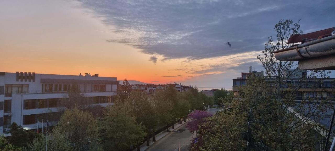 Nessebar Sky Apartment - Top Location - 2 Minutes To South Beach & South Park - 8 Minutes To Old Town Esterno foto